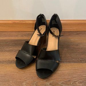 Black Strappy Heel Sandals